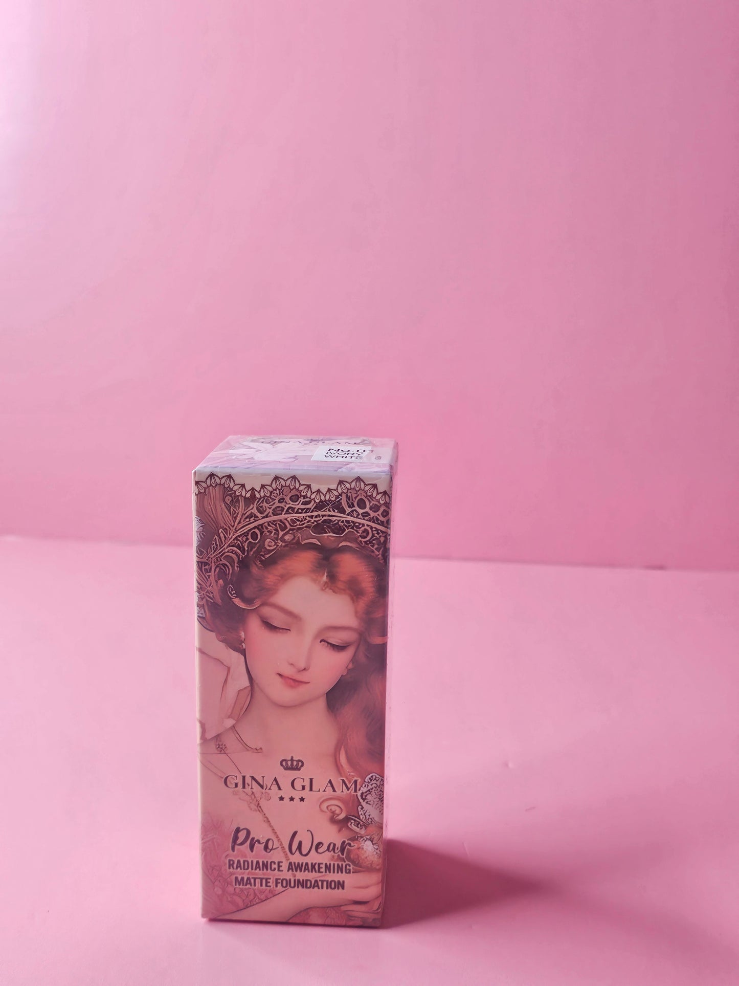 Gina Glam Matte Foundation NO.01 ivory white